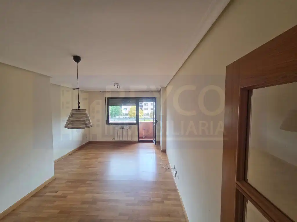 Sala de estar de Piso en venta en  Logroño