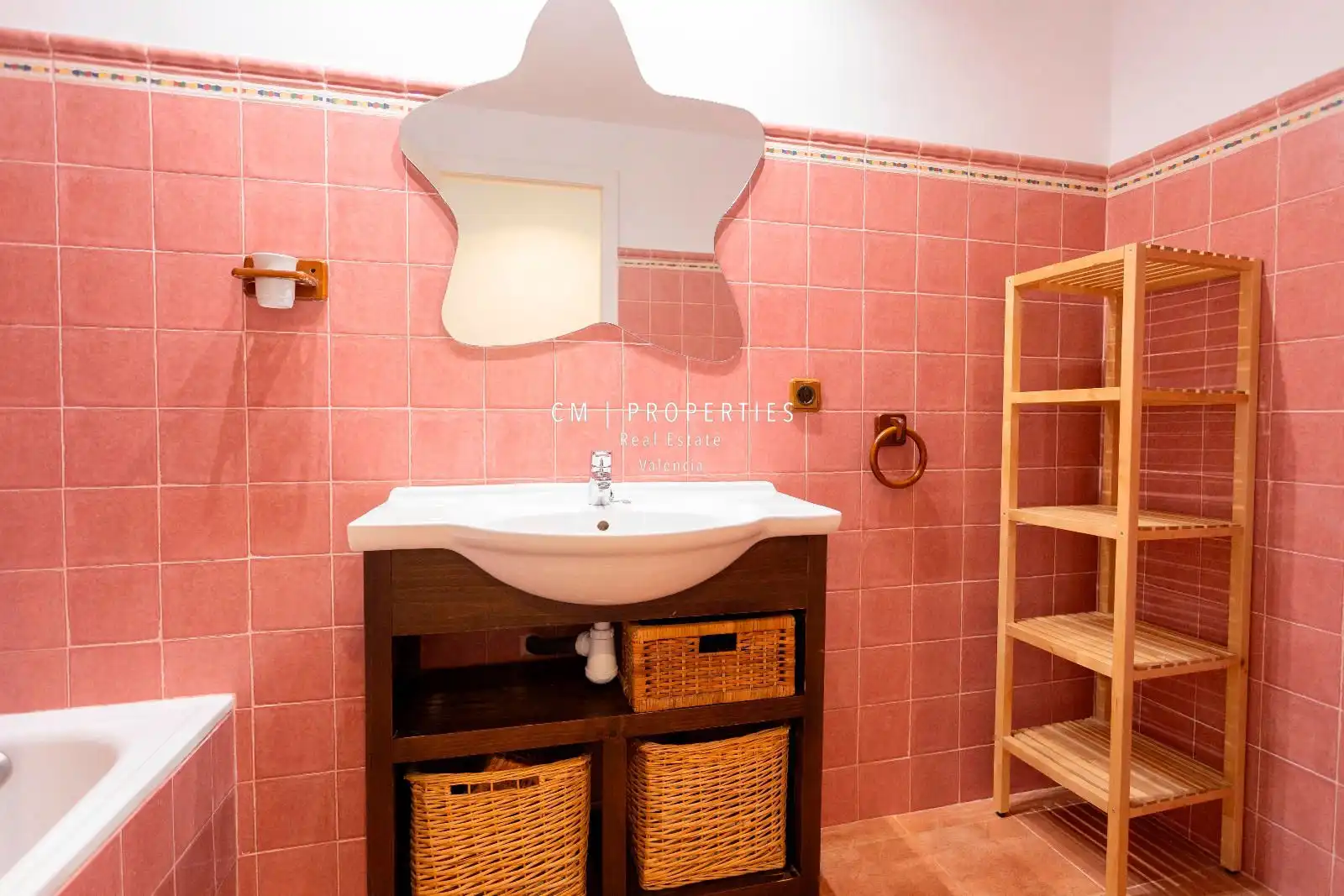 Flat for rent in Retor Emilio Bayarr (Alf), Alfinach - Los Monasterios