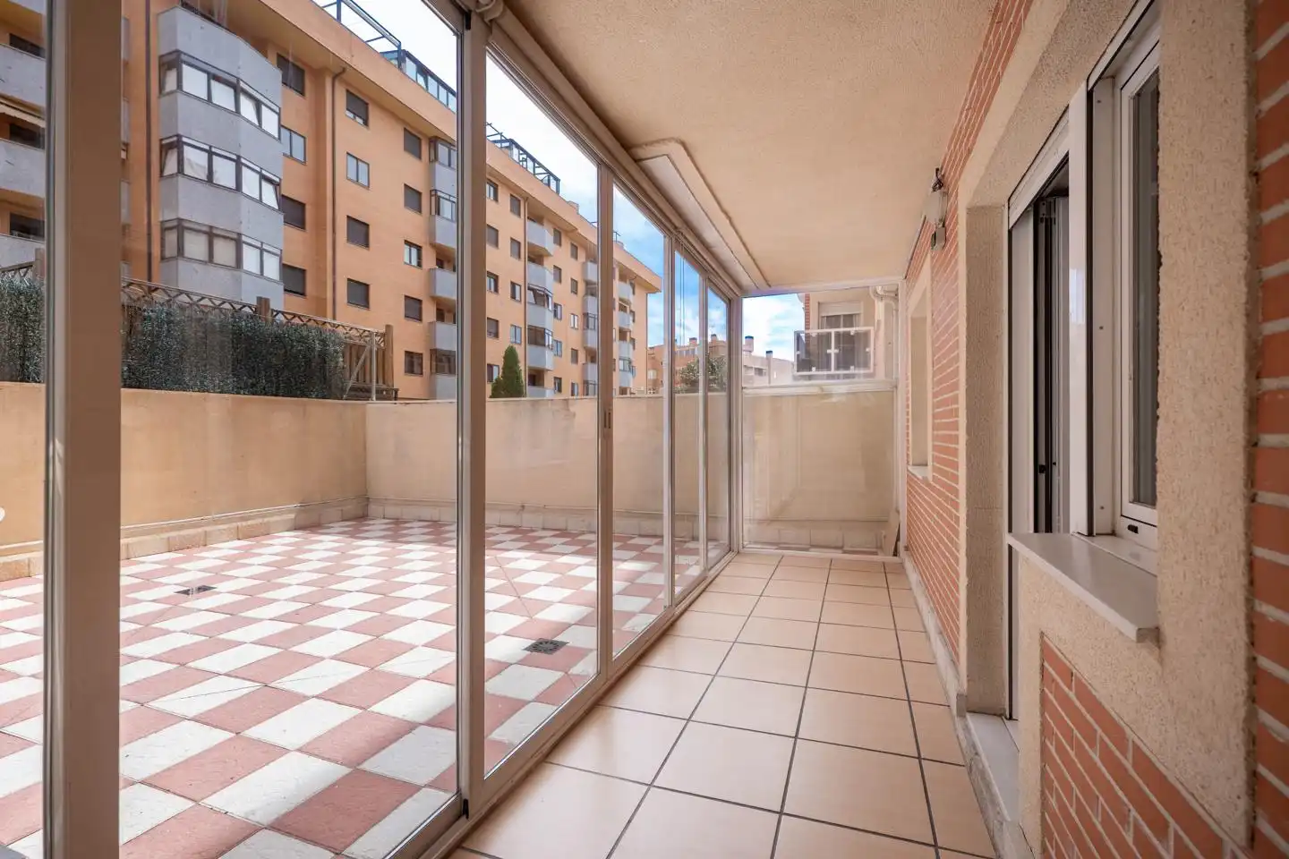 Wohnung mit Pool zum Verkauf in Calle Agustín Rodríguez Sahagún, imagen 4