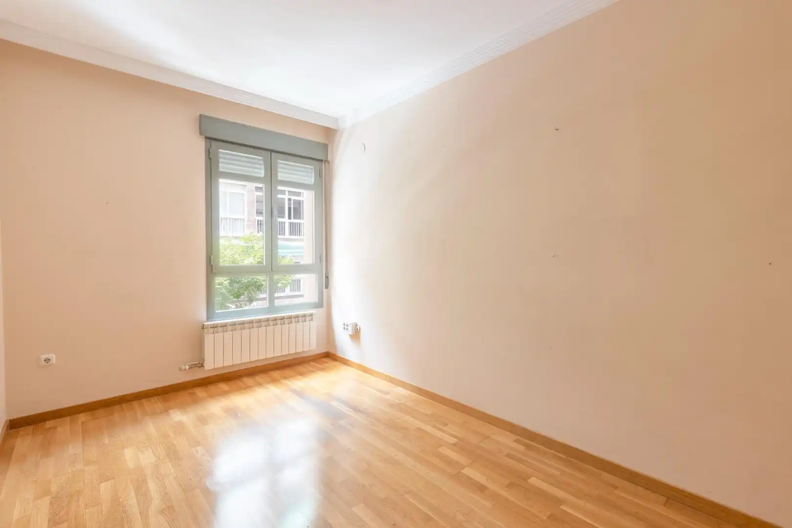 Bedroom of Flat for sale in Granada  with Air Conditioner and Heating