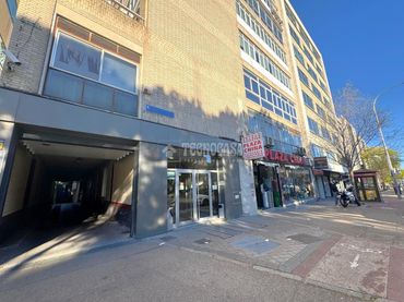 Local comercial en venda a HERMANOS GARCIA NOBLEJAS