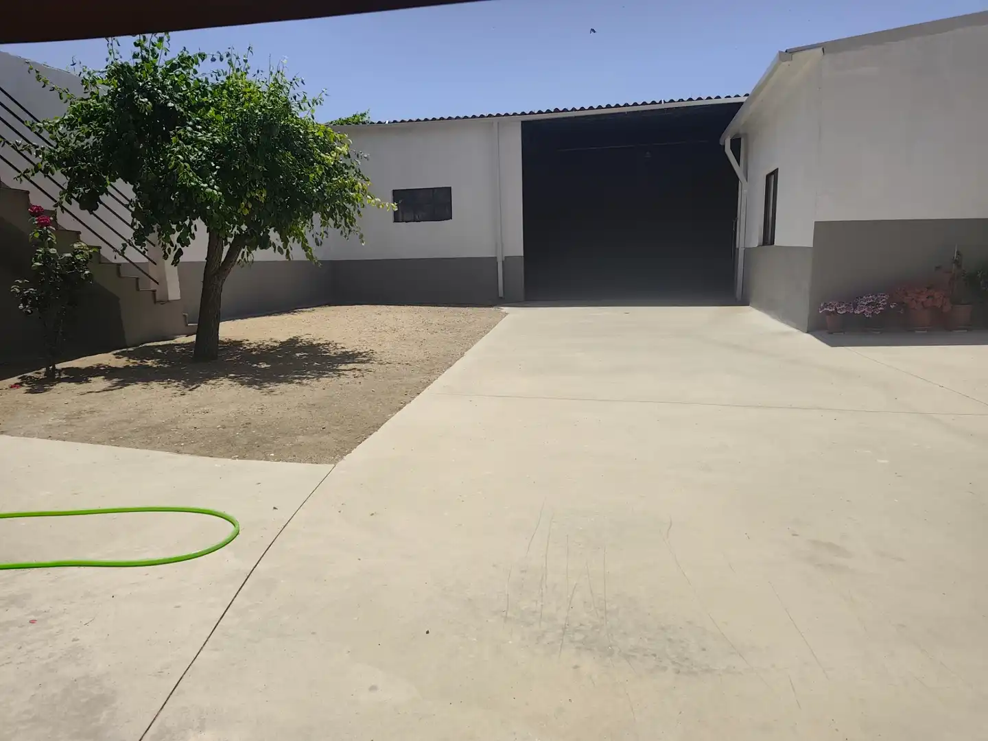 Aparcament de Casa o xalet en venda en Burujón amb Aire condicionat, Calefacció i Jardí privat