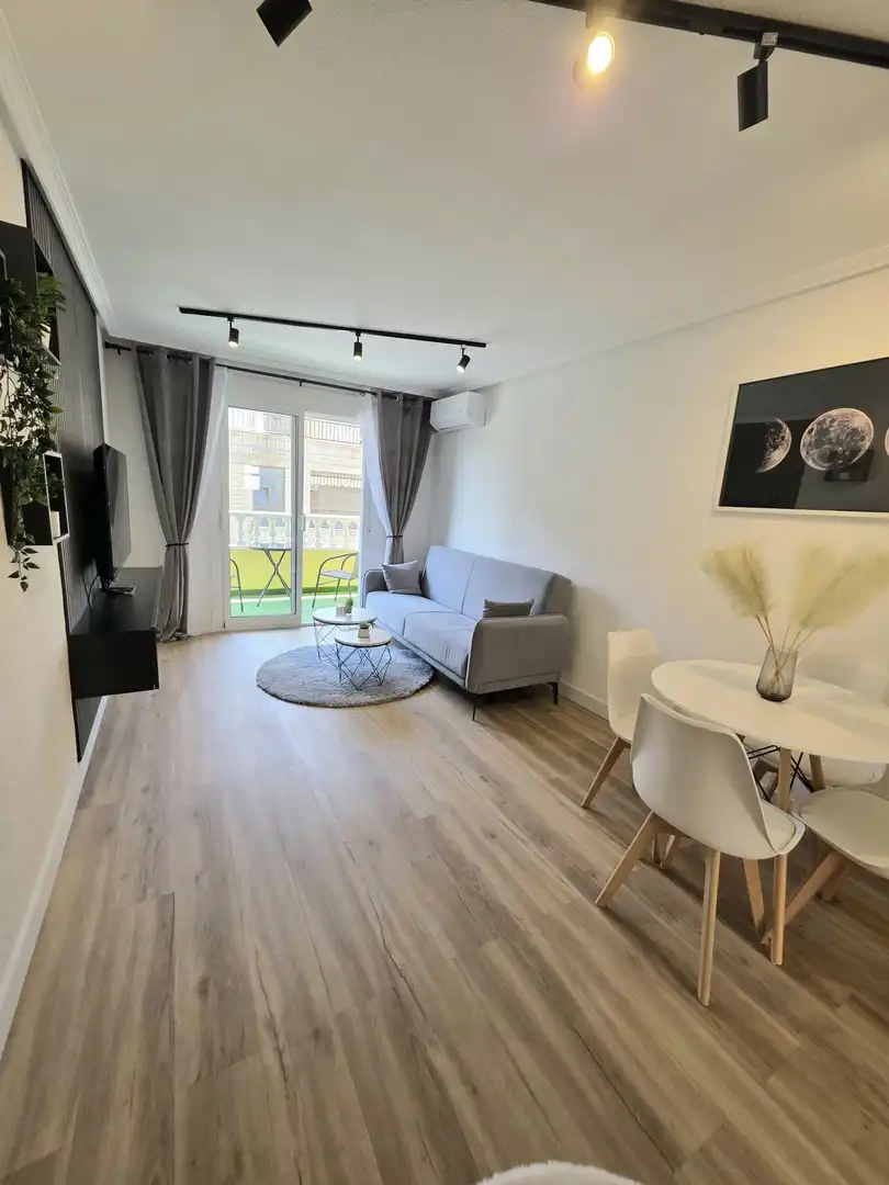 Apartamento con ascensor en venta en Playa del Cura, imagen 2