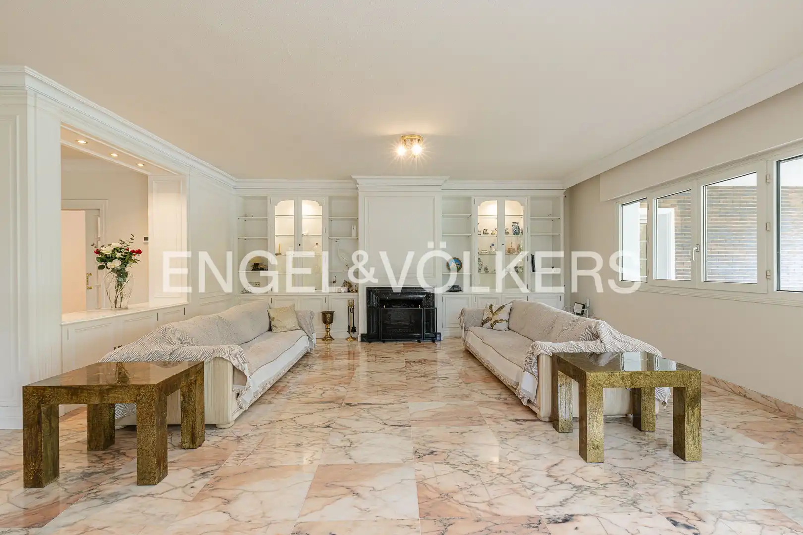 Sala de estar de Casa o chalet en venta en Pozuelo de Alarcón con Aire acondicionado, Calefacción y Jardín privado