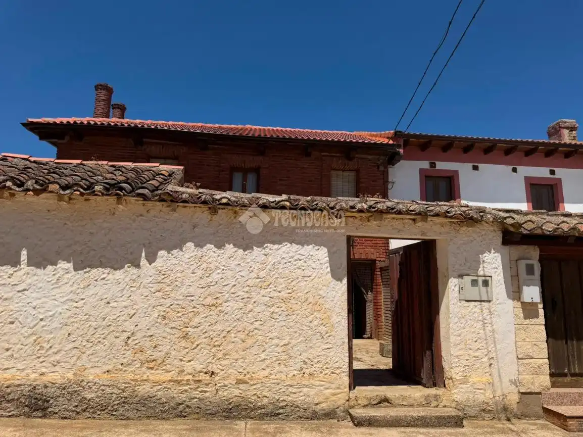 Vista exterior de Casa o xalet en venda en Páramo de Boedo