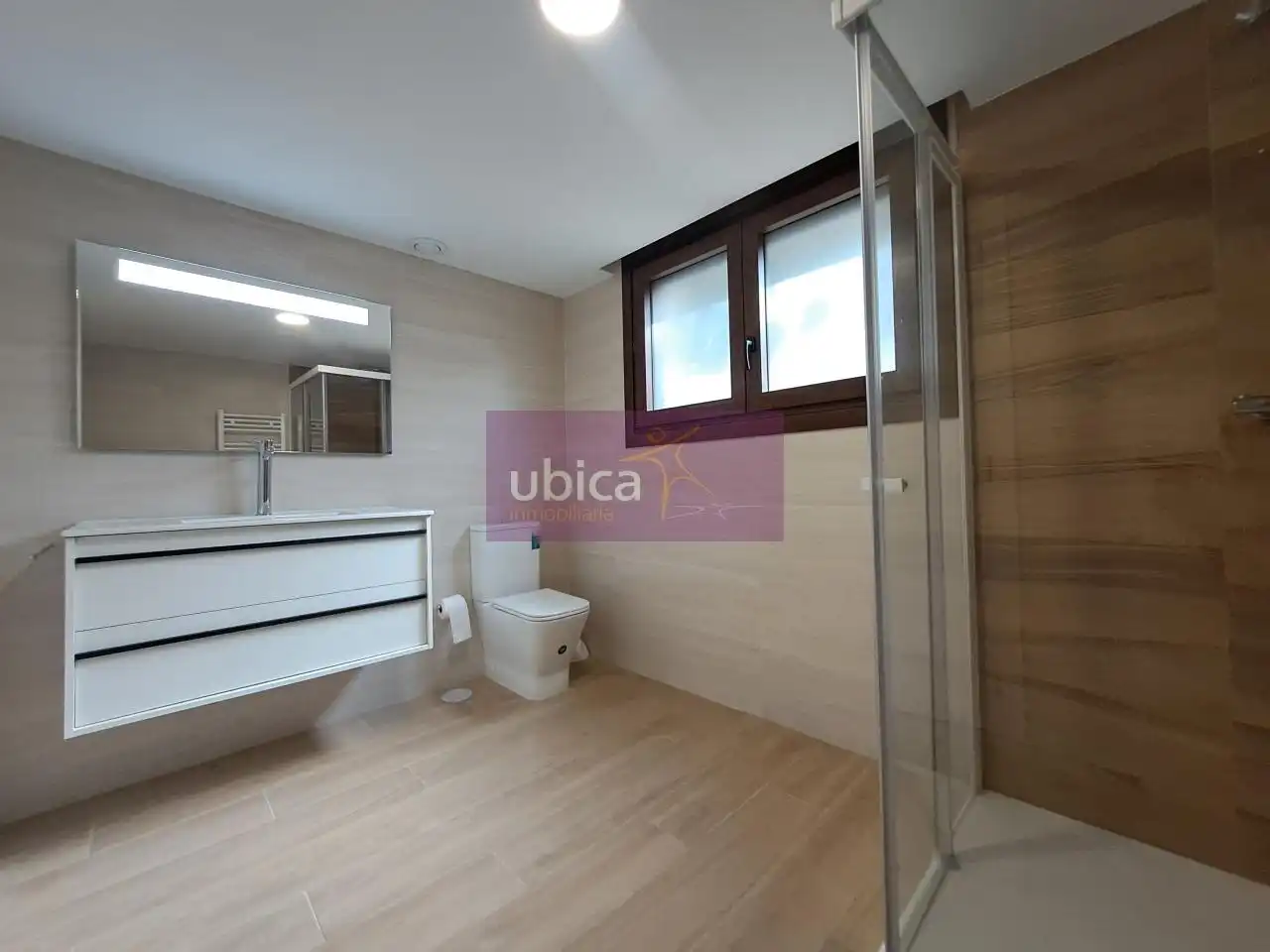 Bany de Casa o xalet en venda en Tomiño amb Calefacció, Jardí privat i Terrassa
