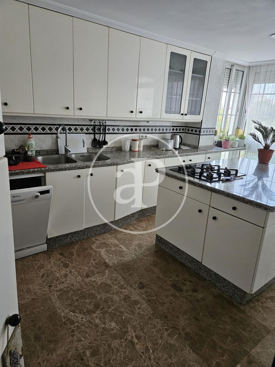 Cocina de Piso en venta en El Campello con Calefacción, Terraza y Amueblado