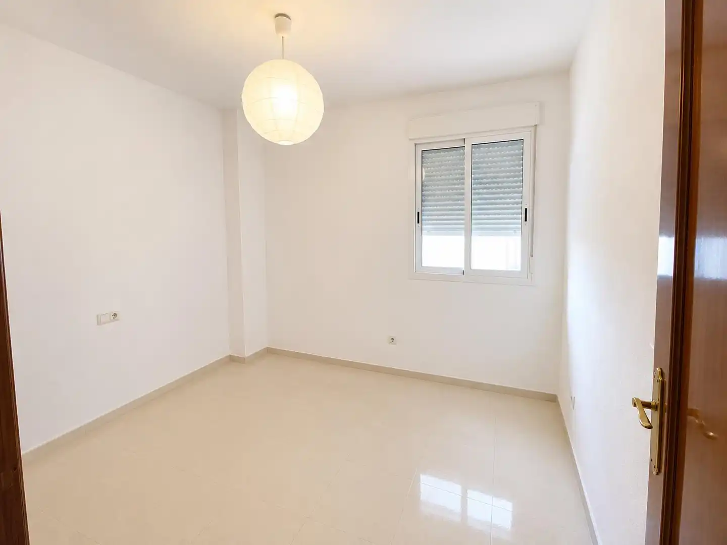 Habitación de Piso en venta en Málaga con Aire acondicionado, Calefacción y Jardín privado