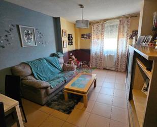 Living room of Flat for sale in Salamanca Capital  with Heating and Balcony