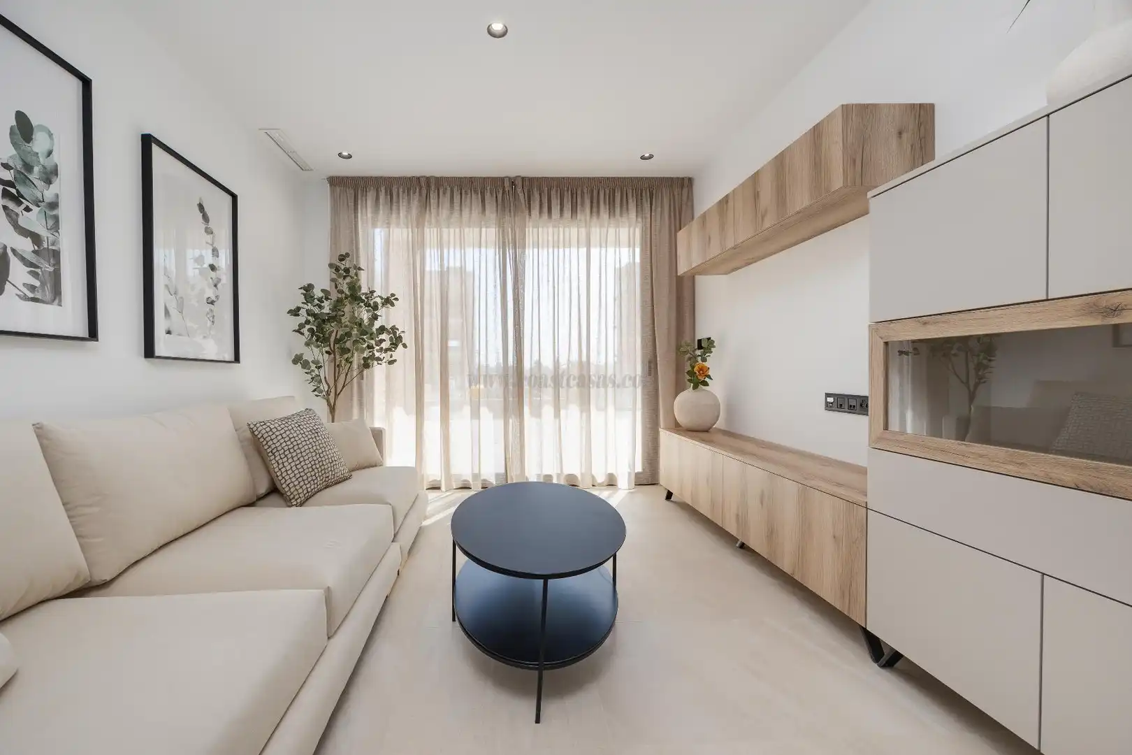 Apartamento con piscina en venta en Las Lomas de Rame - Bahía Bella, imagen 2