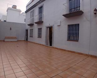 Vista exterior de Casa o xalet en venda en Marchena amb Jardí privat