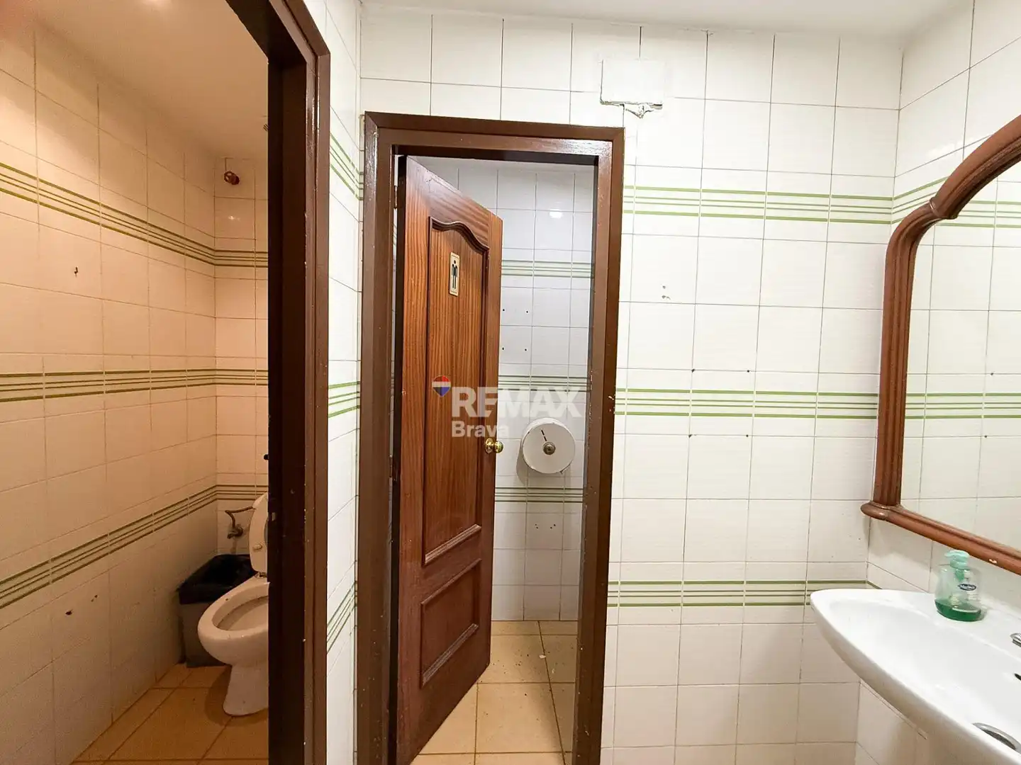 Business premises for sale in Calle De Granada, imagen 14