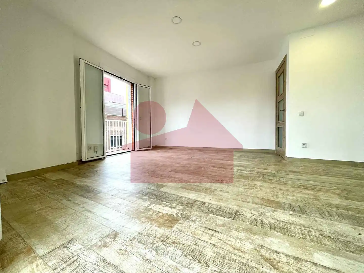 Wohnung mit Terrasse zum Verkauf in Col.legis Nous, imagen 2