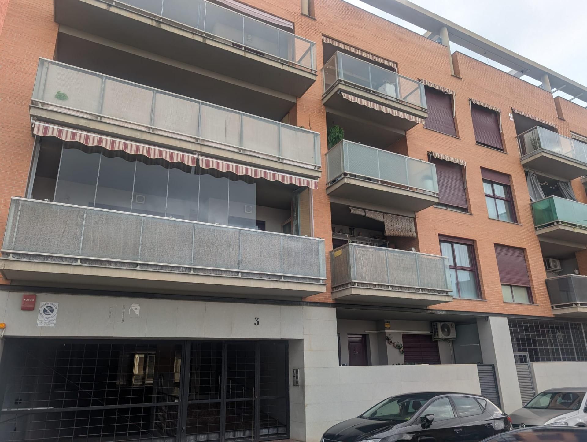 Vista exterior de Pis en venda en Benaguasil amb Terrassa