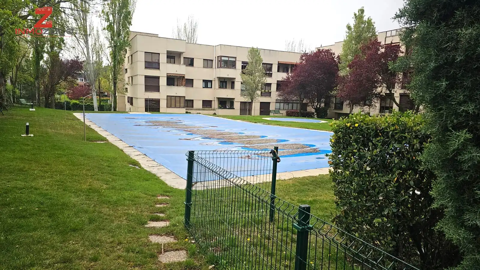 Exterior view of Flat for rent in Las Rozas de Madrid  with Heating, Terrace and Oven