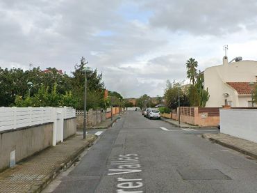 Villa zum Verkauf in Carrer Vallès