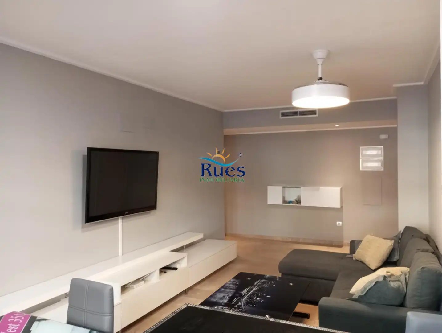 Wohnzimmer von Erdgeschoss zum Verkauf in Oropesa del Mar / Orpesa mit Heizung, Terrasse und Abstellraum