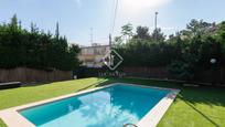 Swimming pool of House or chalet for sale in Castelldefels  with Air Conditioner, Heating and Private garden