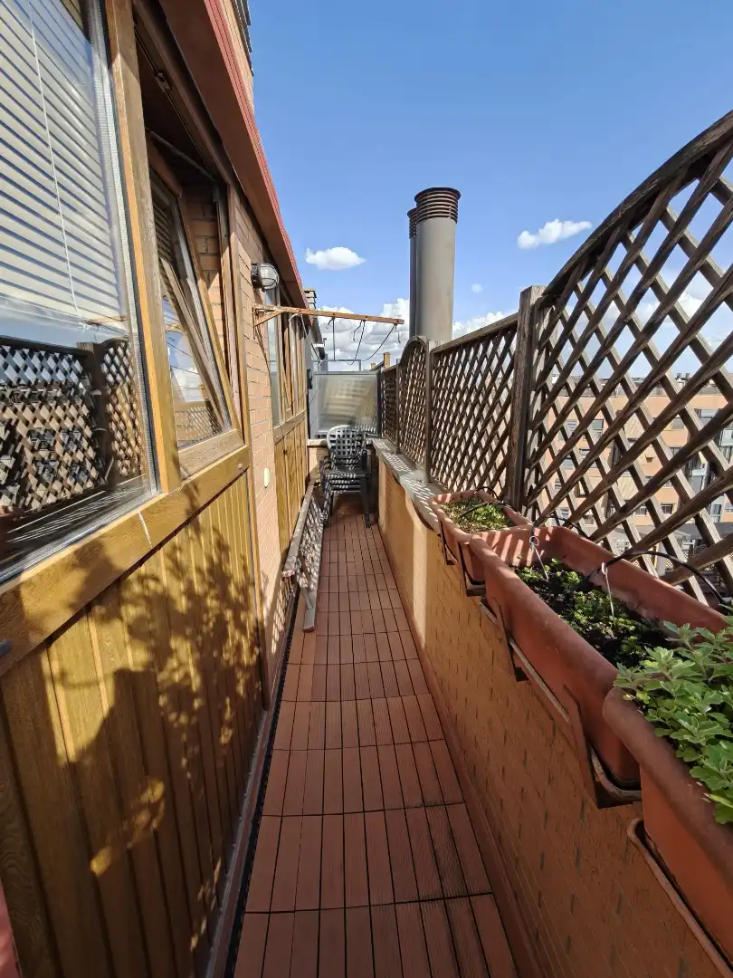 Terraza de Ático en venta en Madrid con Calefacción, Jardín privado y Parquet