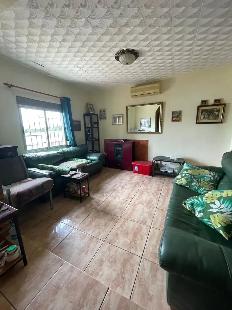 Sala de estar de Casa o chalet en venta en Vilamarxant con Jardín privado, Piscina y Amueblado