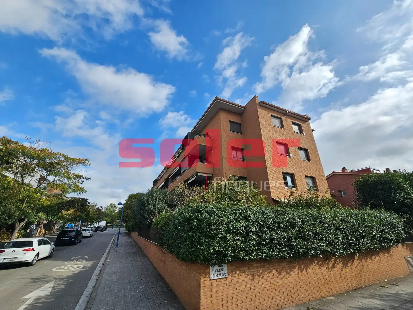 Planta baja en venta en Mira-sol
