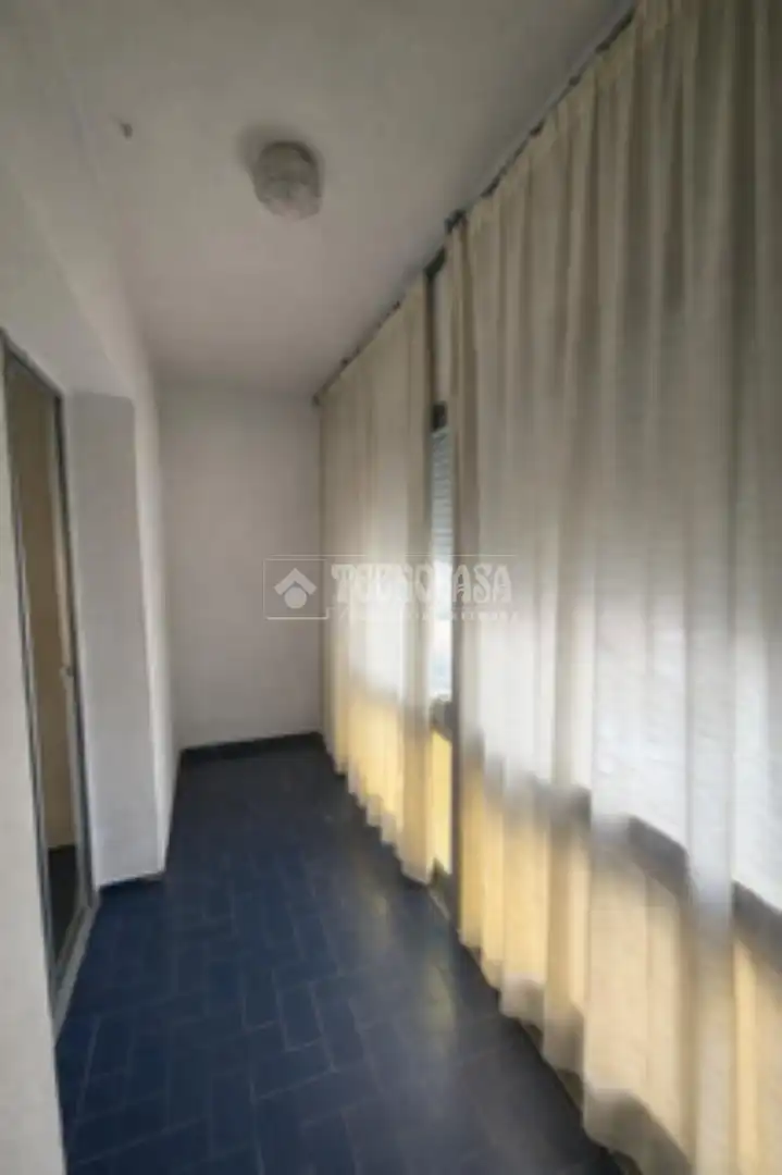Habitación de Piso en venta en Madrid con Calefacción