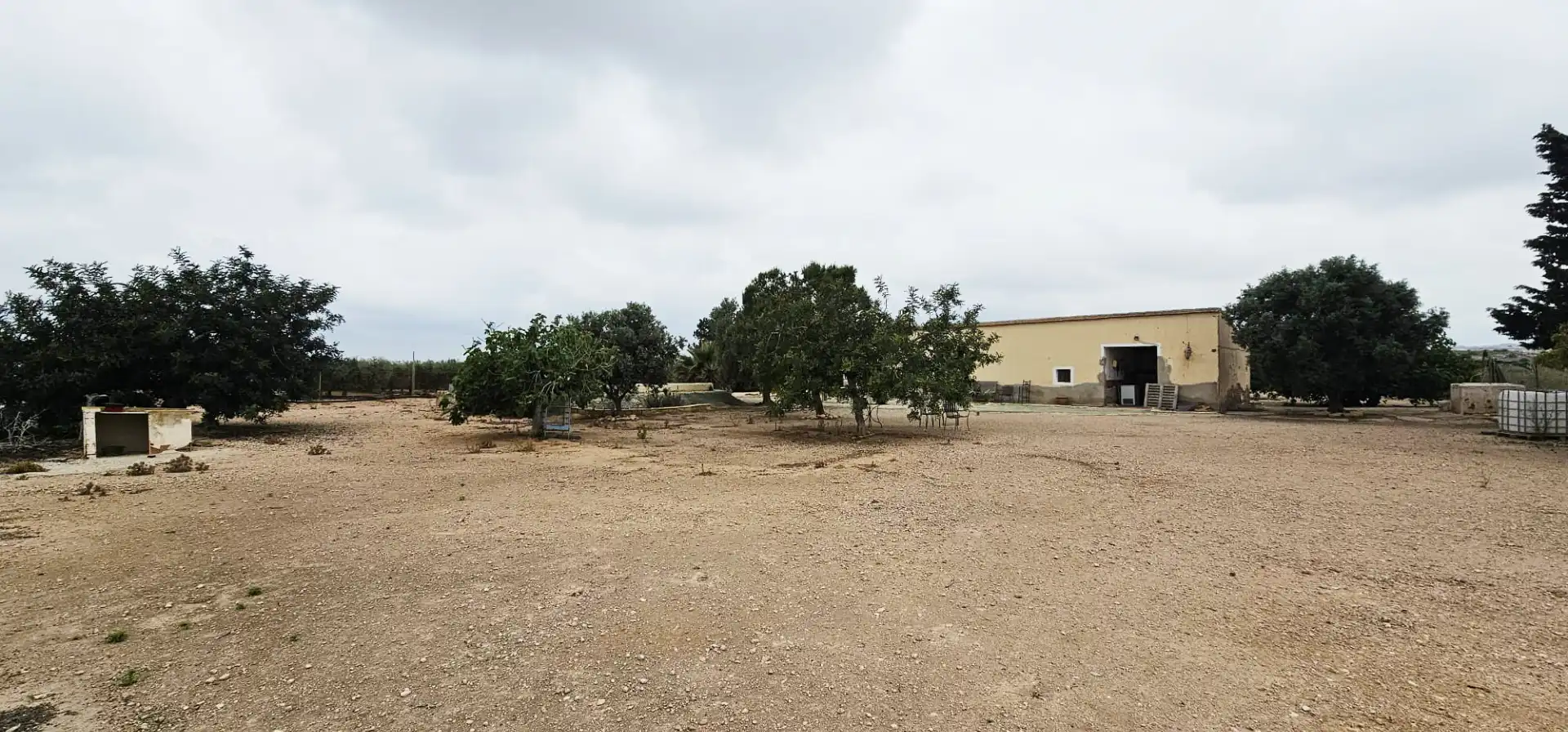 Casa rústica en venta en Calle UA1 Sector Zu
