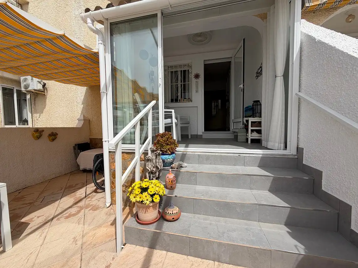 Casa adosada en venta en Santa Pola con Aire acondicionado, Terraza y Amueblado