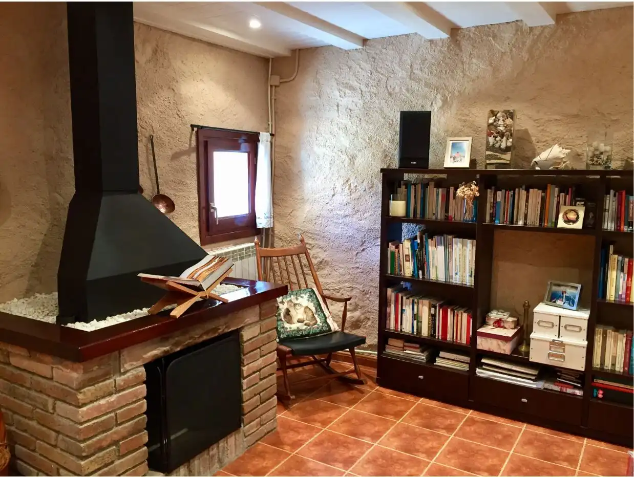 Wohnzimmer von Country house zum Verkauf in Vallcebre mit Heizung, Privatgarten und Möbliert