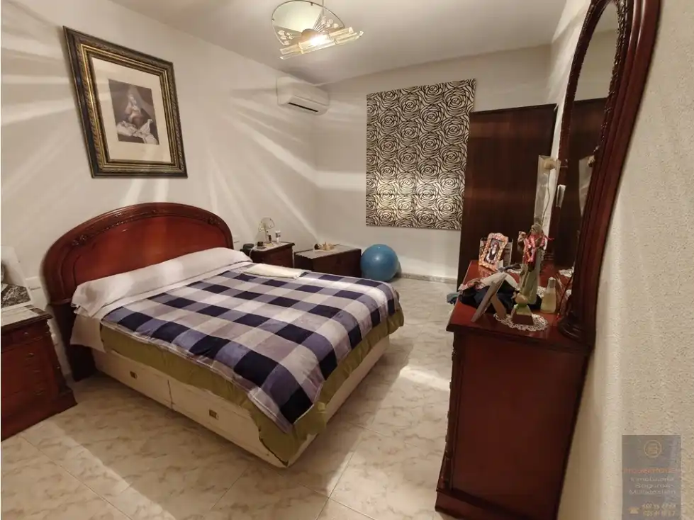 Habitación de Dúplex en venta en Valmojado con Aire acondicionado y Terraza