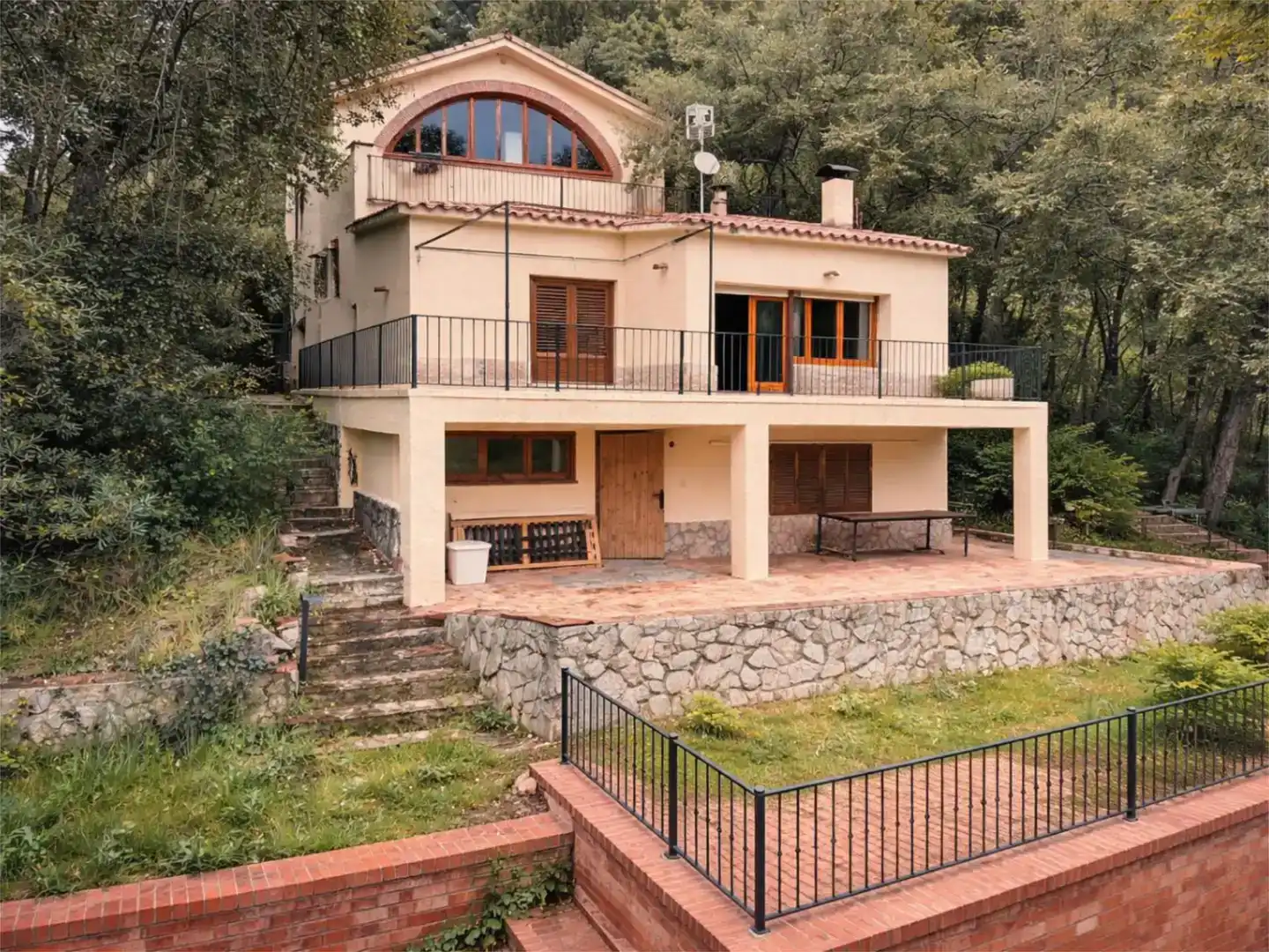 Vista exterior de Pis en venda en Santa Cristina d'Aro amb Balcó