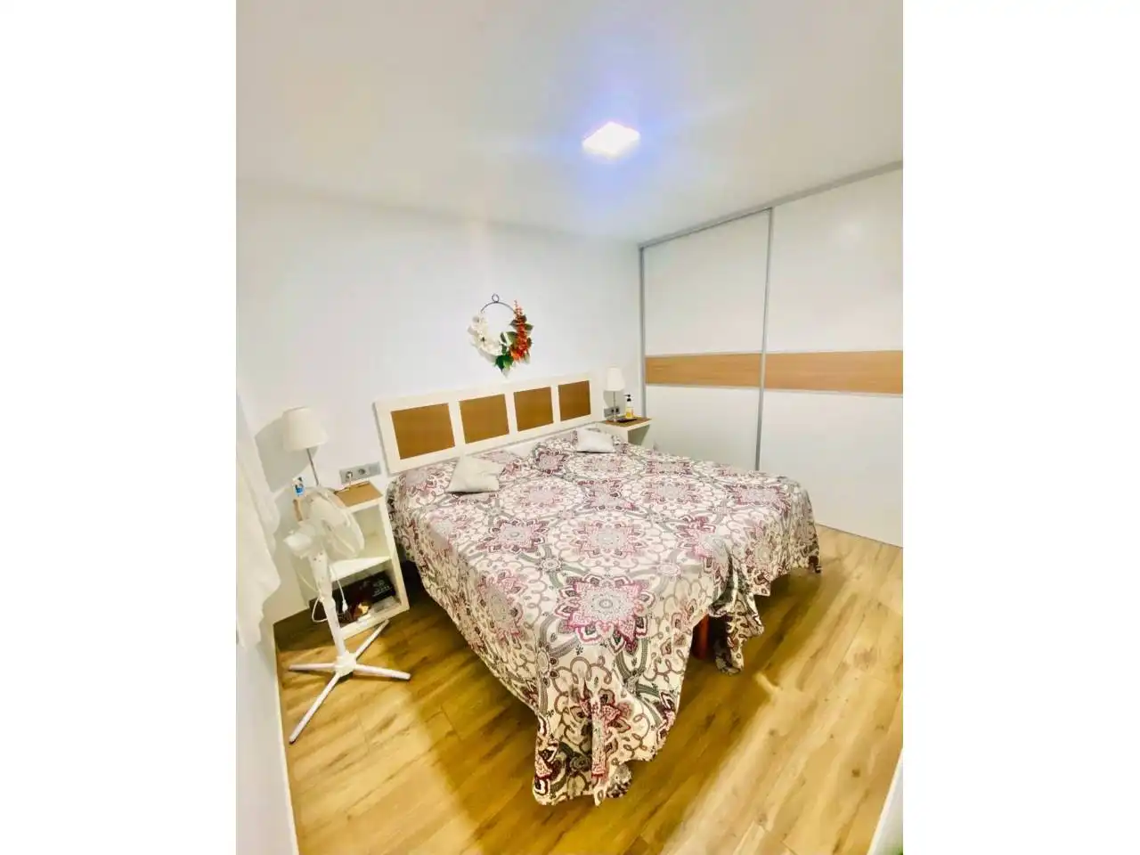 Bedroom of Flat for rent in Rincón de la Victoria  with Air Conditioner, Heating and Parquet flooring