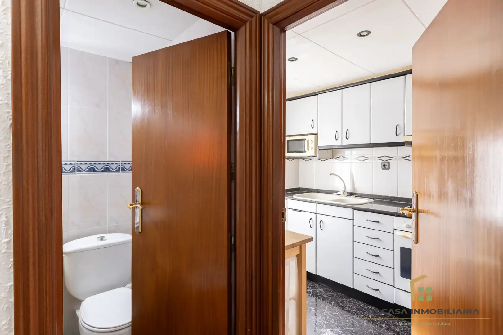 Küche von Wohnung zum Verkauf in Badalona mit Klimaanlage