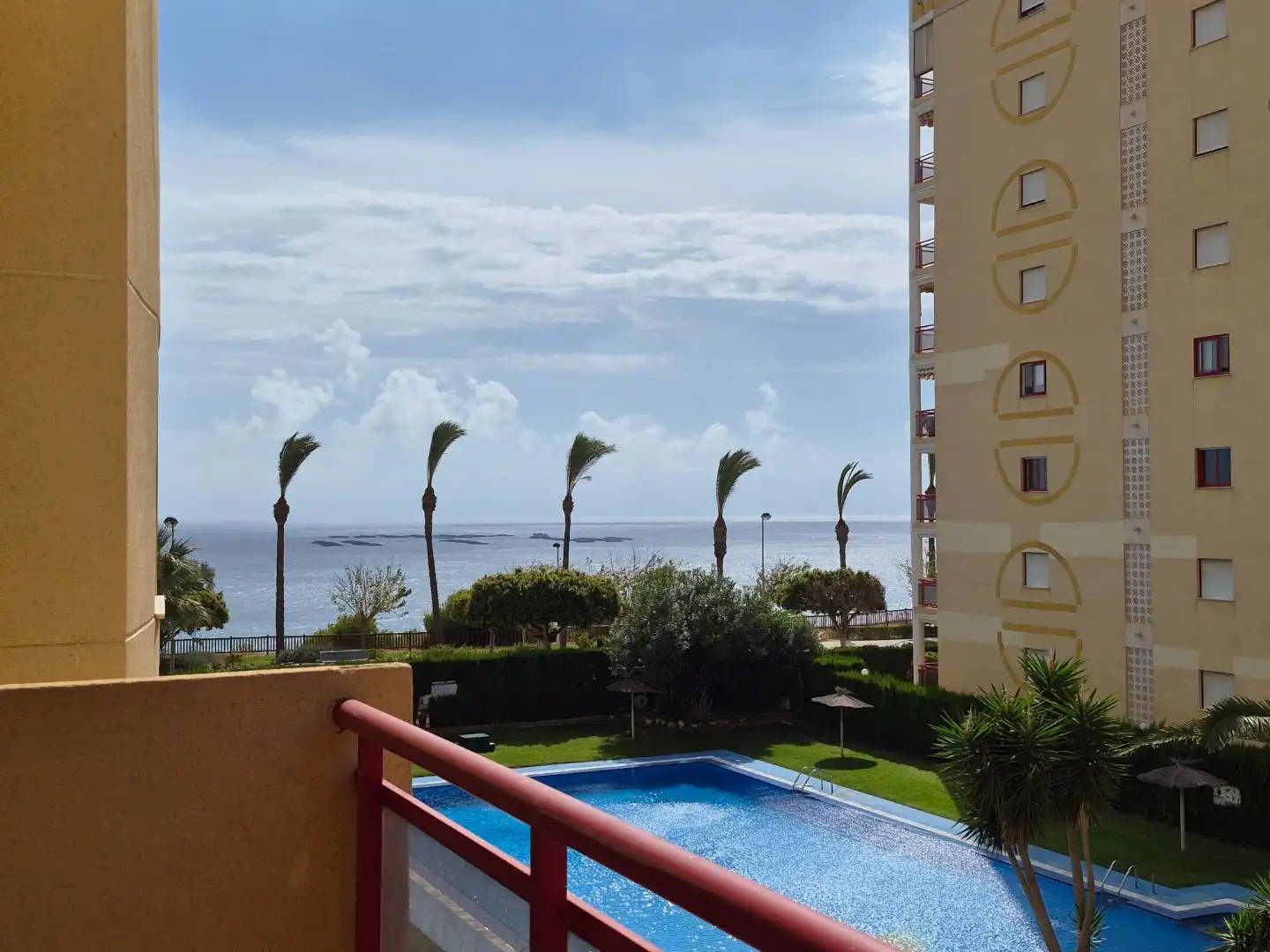 Piscina de Apartament en venda en Villajoyosa / La Vila Joiosa amb Terrassa, Piscina i Balcó