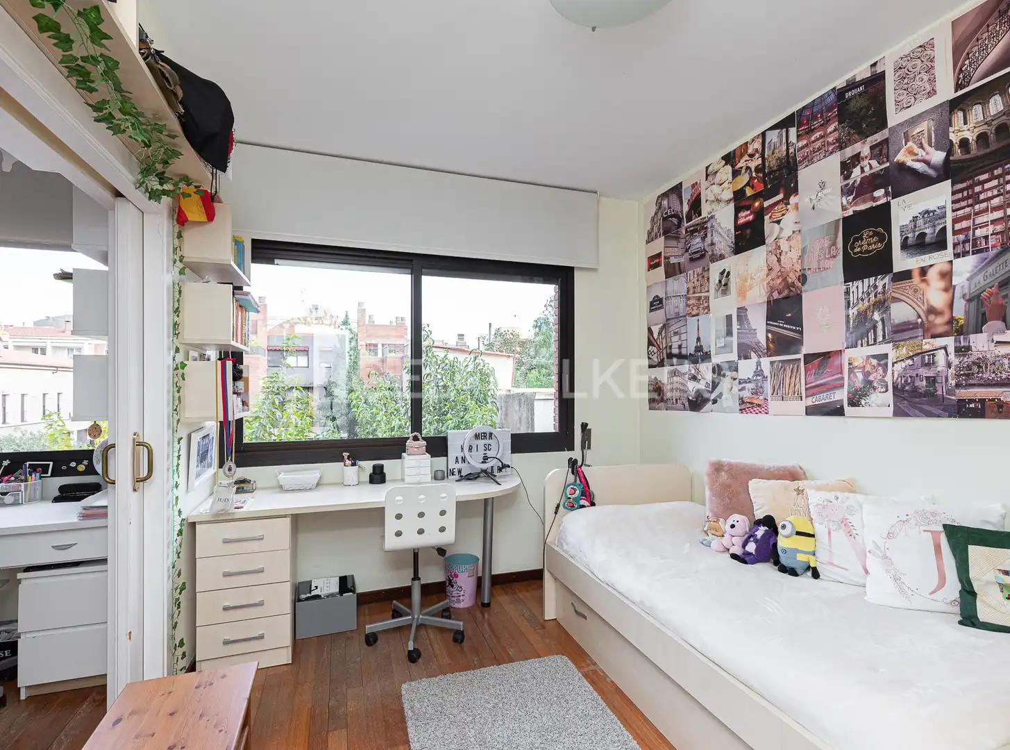 Habitación de Casa adosada de alquiler en Barcelona con Aire acondicionado, Calefacción y Jardín privado