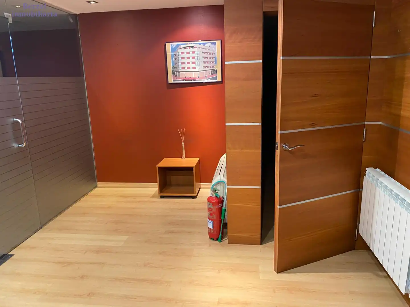 Büro zur Miete in  Logroño mit Heizung und Möbliert