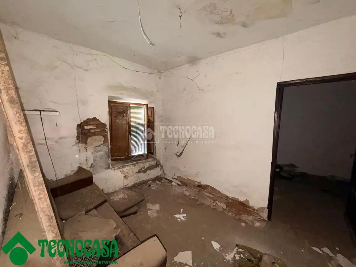 Casa adosada en venda en Menasalbas