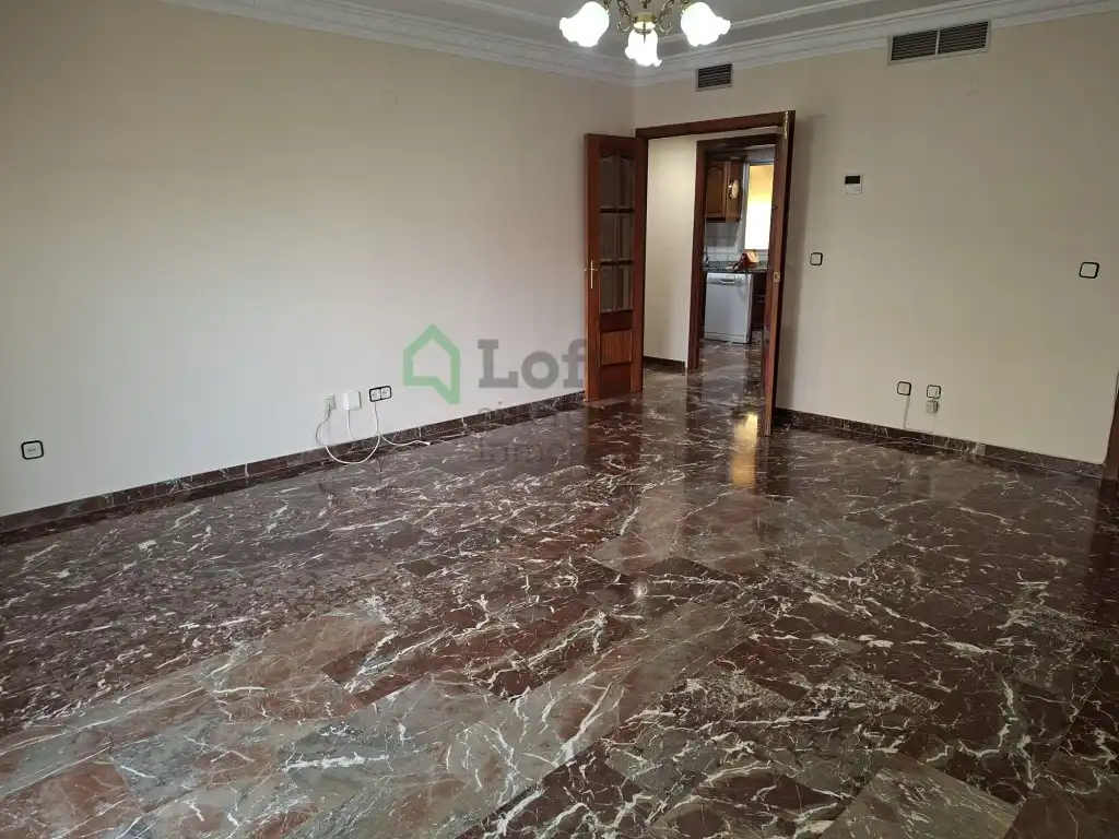 Sala de estar de Piso de alquiler en Badajoz con Aire acondicionado y Calefacción