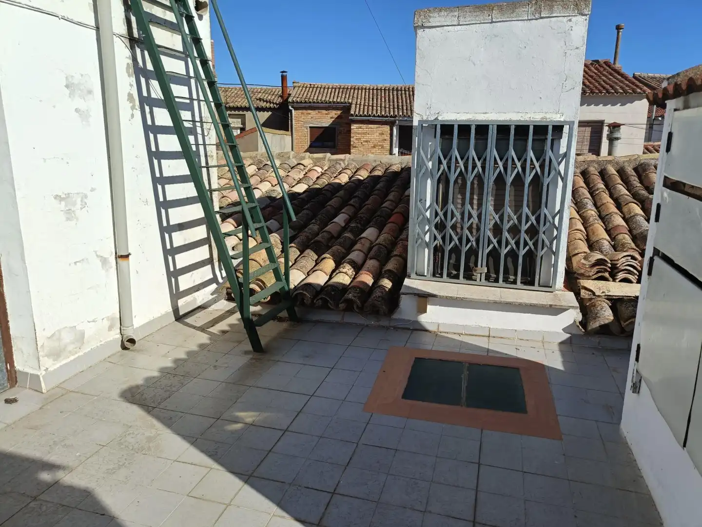 Terrassa de Finca rústica en venda en Luceni amb Calefacció i Moblat