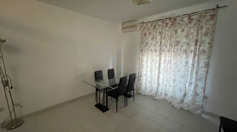 Foto 2 de Piso en venta en Calle Cajigal, Almendralejo, Badajoz