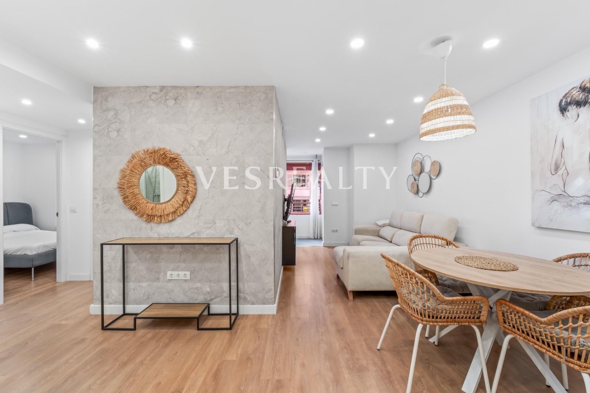 Vista exterior de Apartament en venda en Alicante / Alacant amb Aire condicionat, Terrassa i Balcó