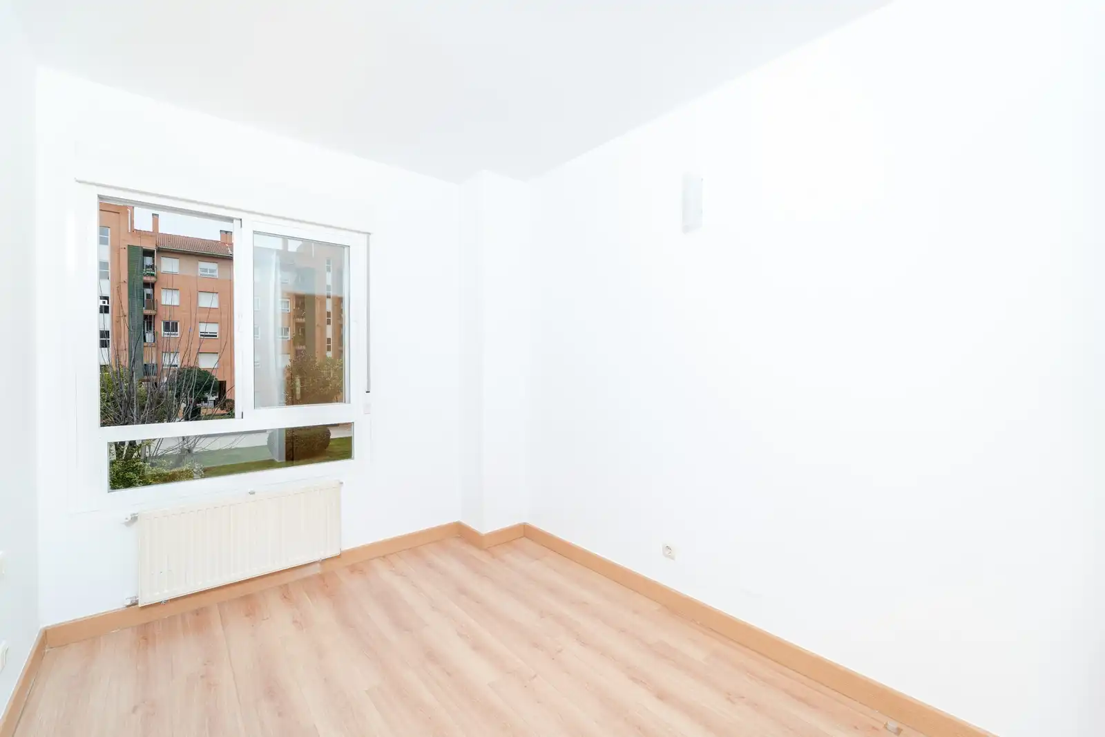 Habitación de Piso de alquiler en Madrid con Aire acondicionado, Terraza y Trastero