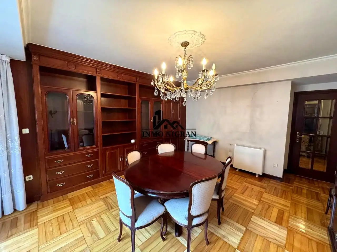 Esszimmer von Wohnung zum Verkauf in Vigo  mit Heizung, Parkett und Abstellraum