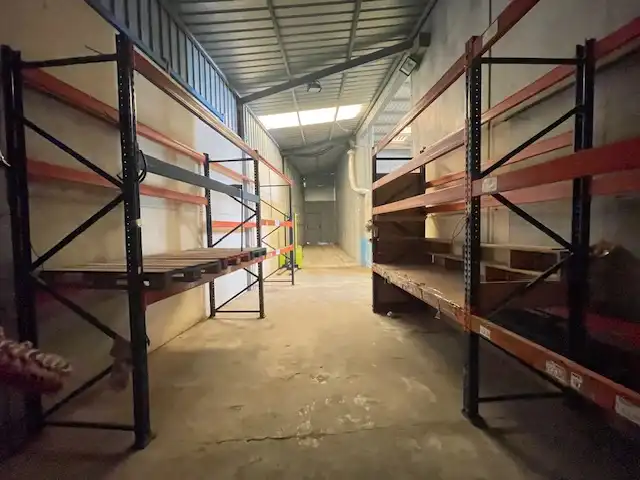 Nau industrial de lloguer en La Jonquera