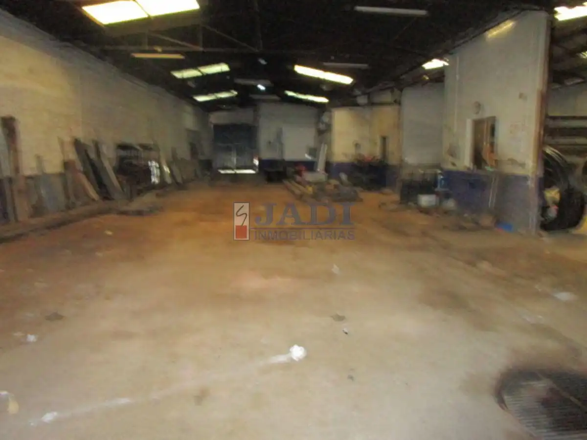 Nau industrial en venda a Valdepeñas