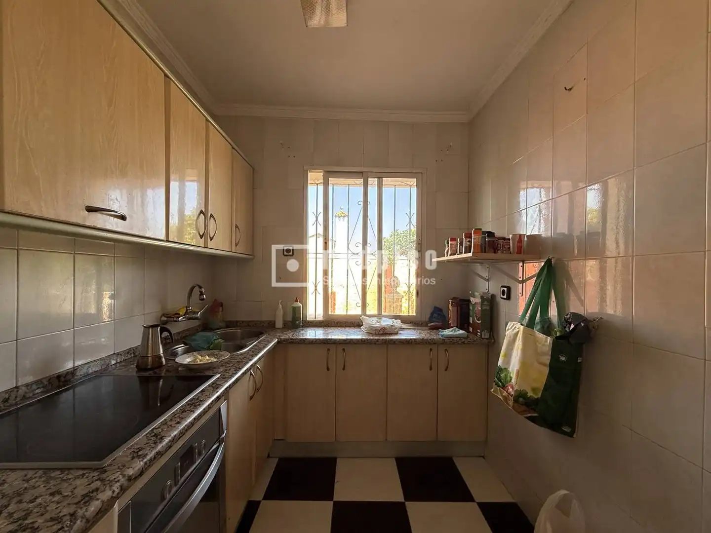 Cuina de Casa o xalet en venda en Málaga amb Terrassa