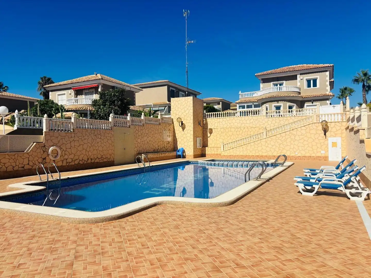 Detached house with terrace for sale in Los Balcones - Los Altos, imagen 6