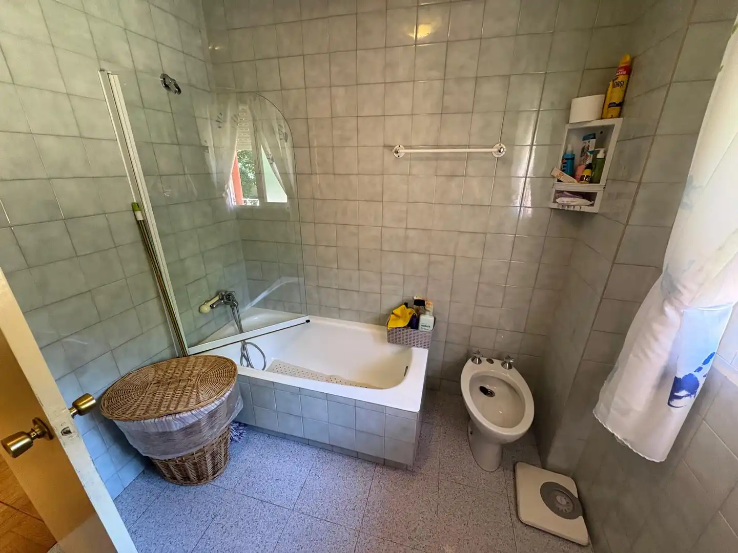 Baño de Casa o chalet en venta en Covelo con Jardín privado, Trastero y Amueblado