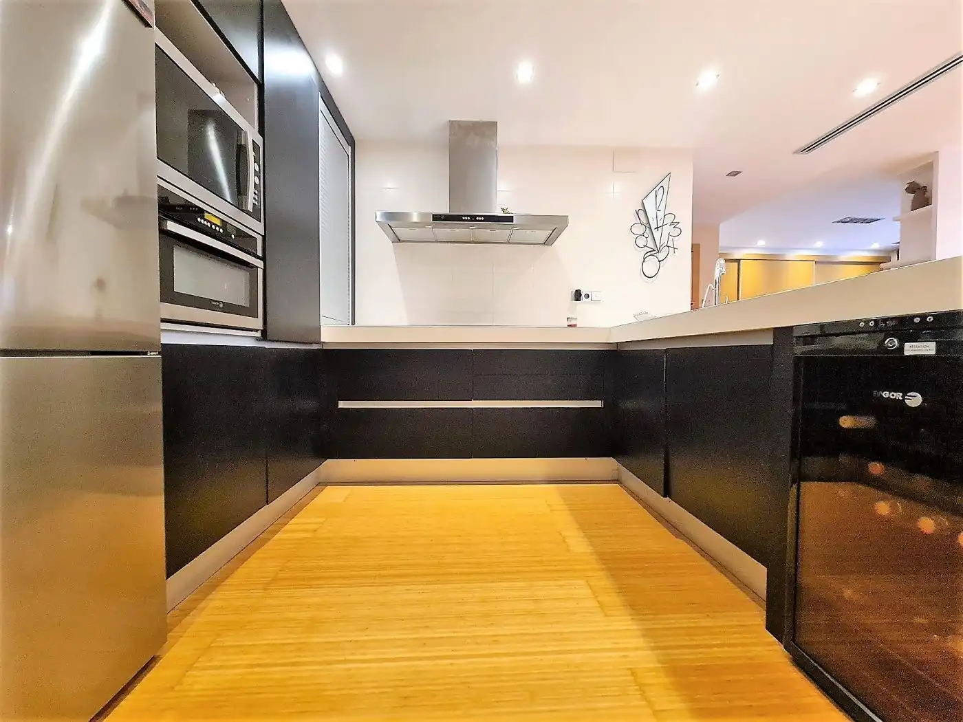 Kitchen of Flat for rent in Elche / Elx  with Air Conditioner, Heating and Parquet flooring