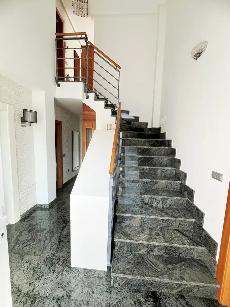 Casa o xalet en venda en Corvera de Asturias amb Calefacció, Parquet i Terrassa